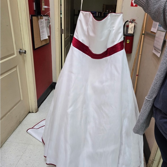 David's Bridal White and Red Strapless Gown - Picture 1 of 5